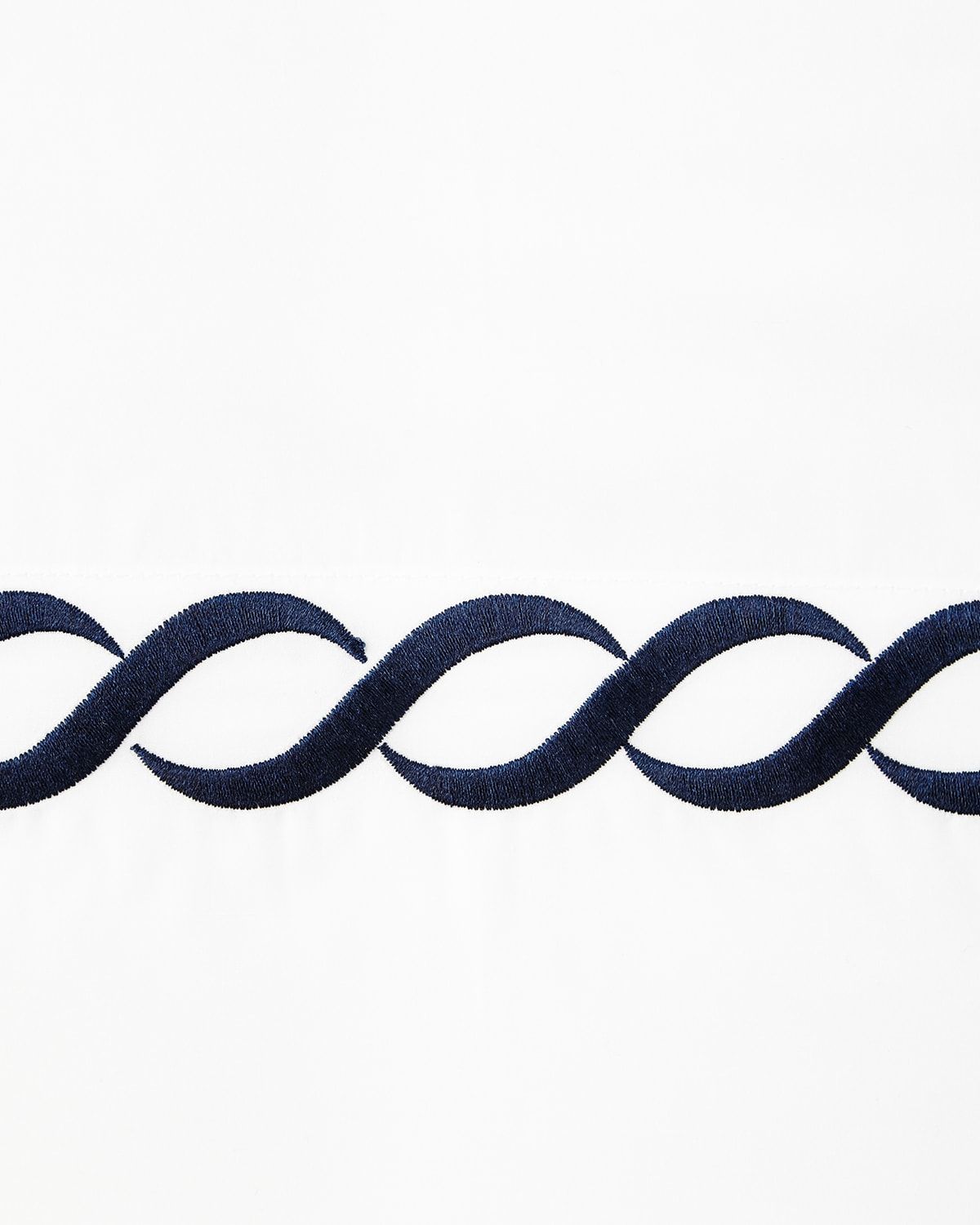 Catena Pillowcase Pair