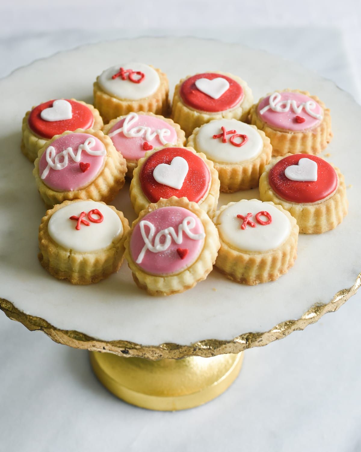 loveXOheart Shortbread Tin