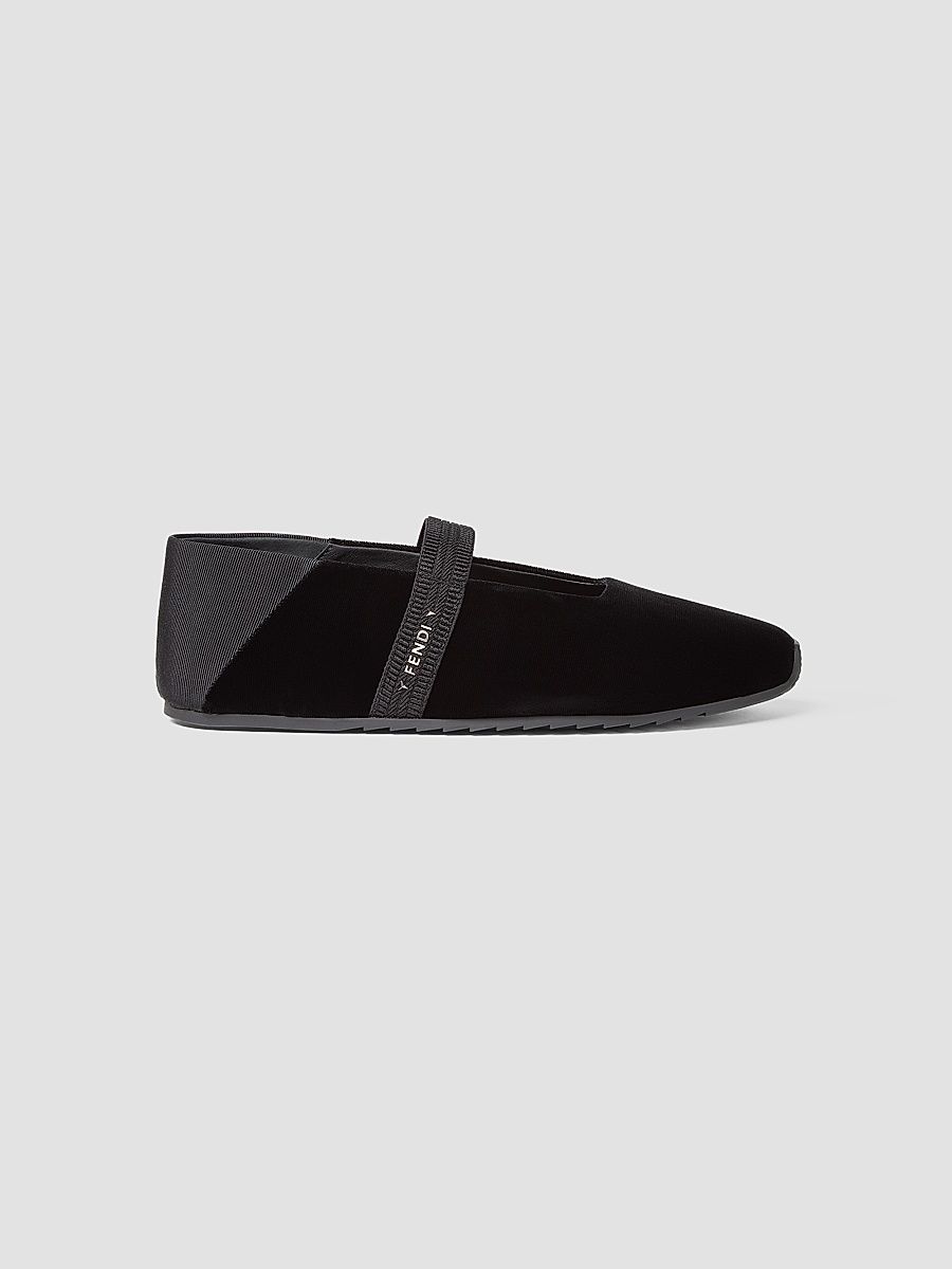 Women's Fendi Academia Velvet Flats - Nero - Size 12