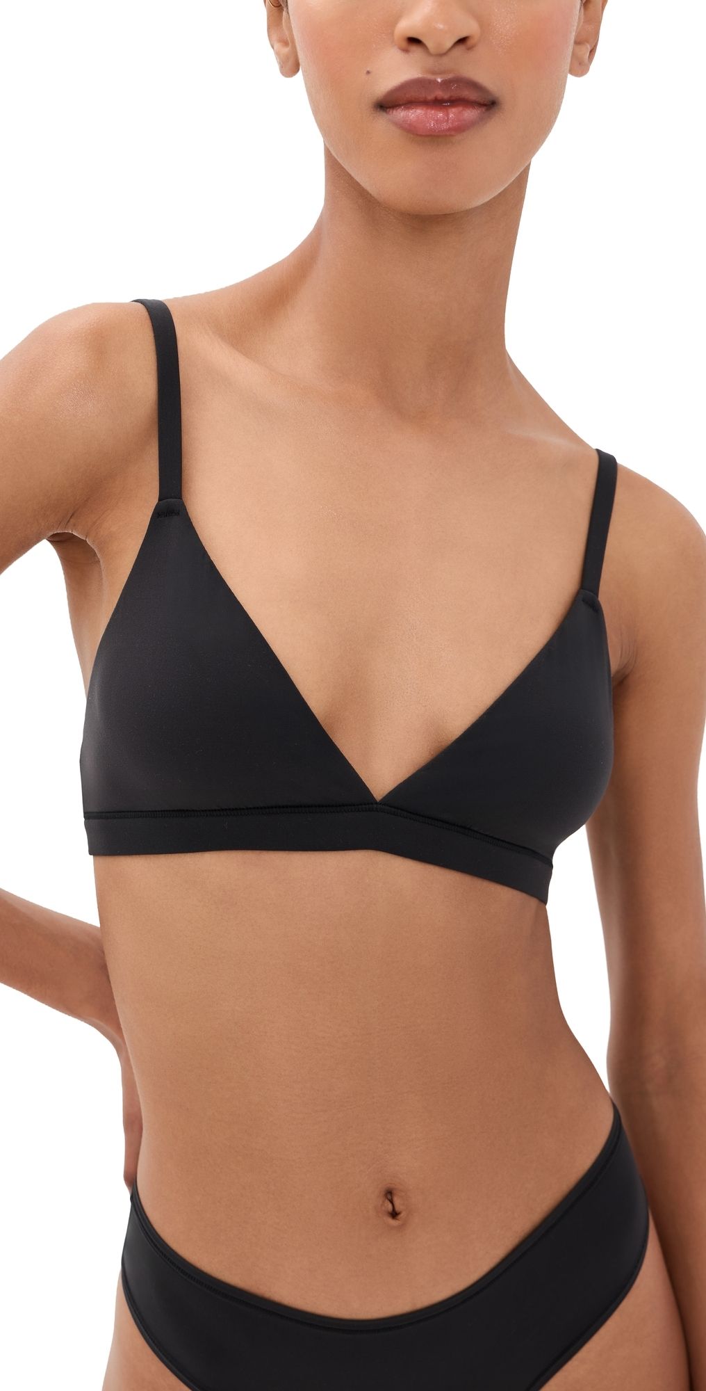 SKIMS Triangle Bralette Onyx L