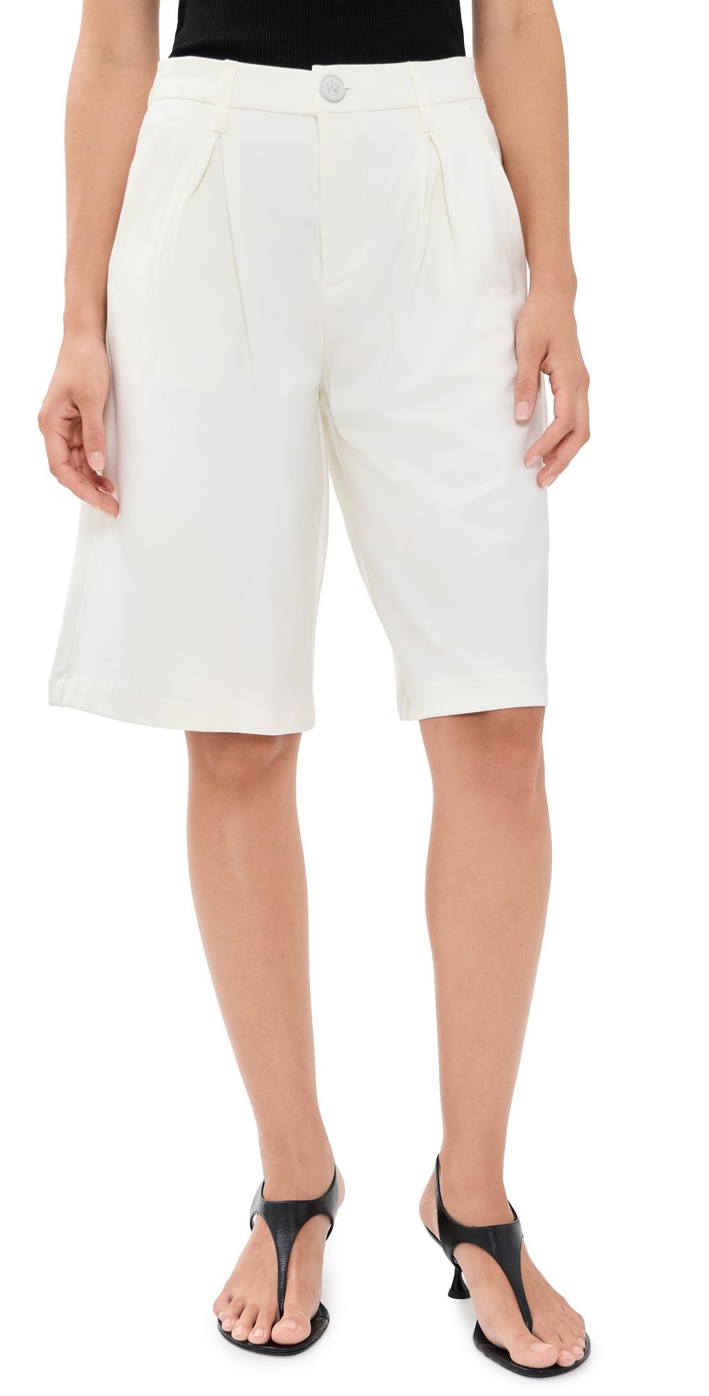 L'AGENCE Akasha Bermuda Shorts Ivory 30