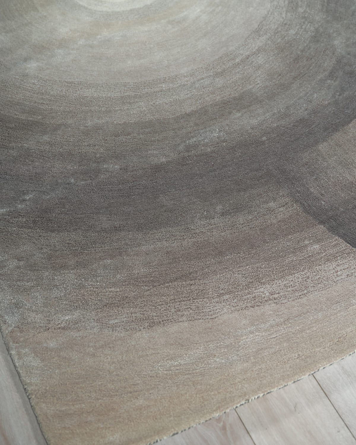 Mitomo Hand-Tufted Charcoal & Ivory Rug