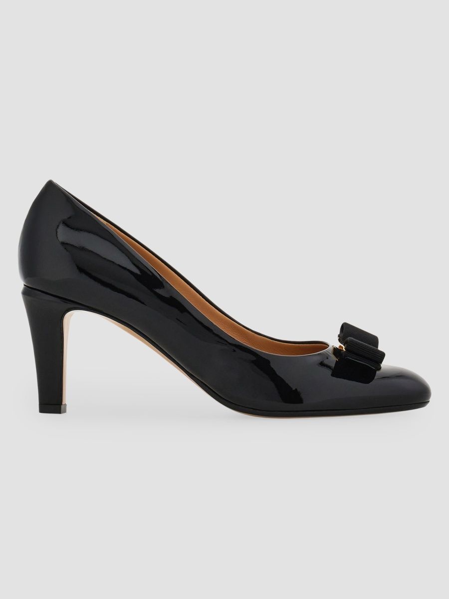 FERRAGAMO Women's Vara 70MM Bow Patent Leather Pumps - Black - Size 7