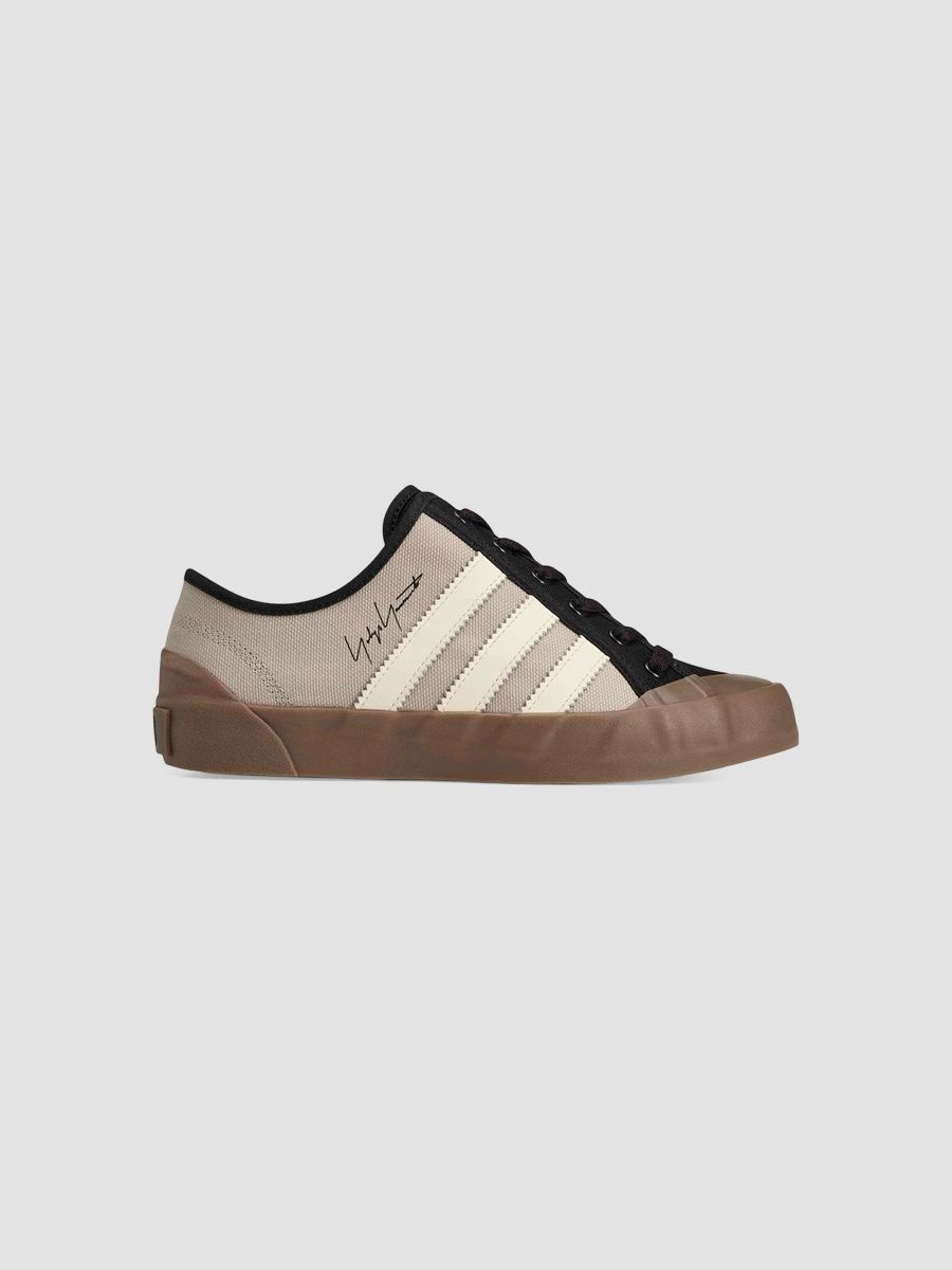Men Y-3 Nisi Low-Top Sneakers - Brown - Size 9.5