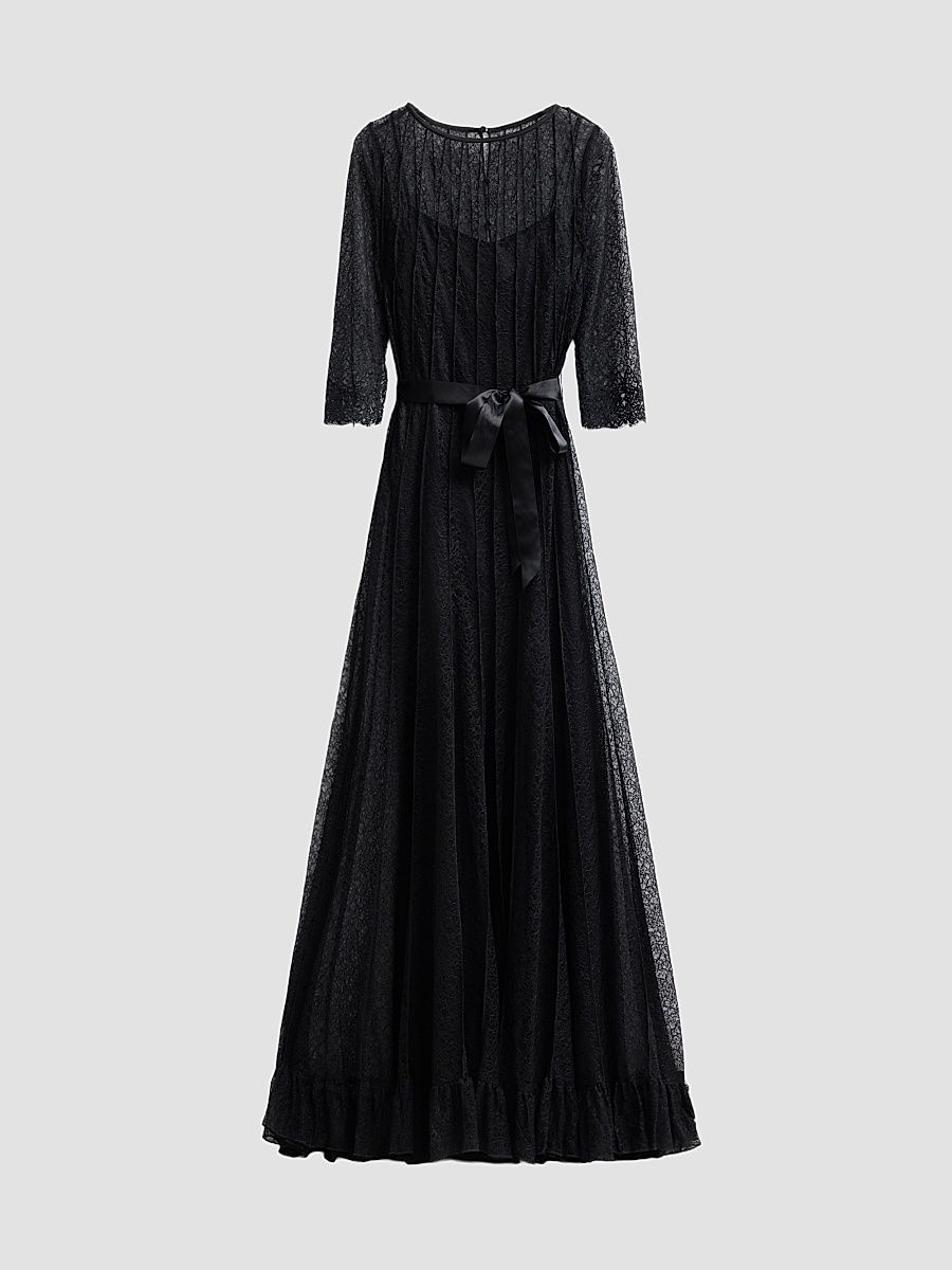Women's Pintuck Lace Gown - Black - Size 18