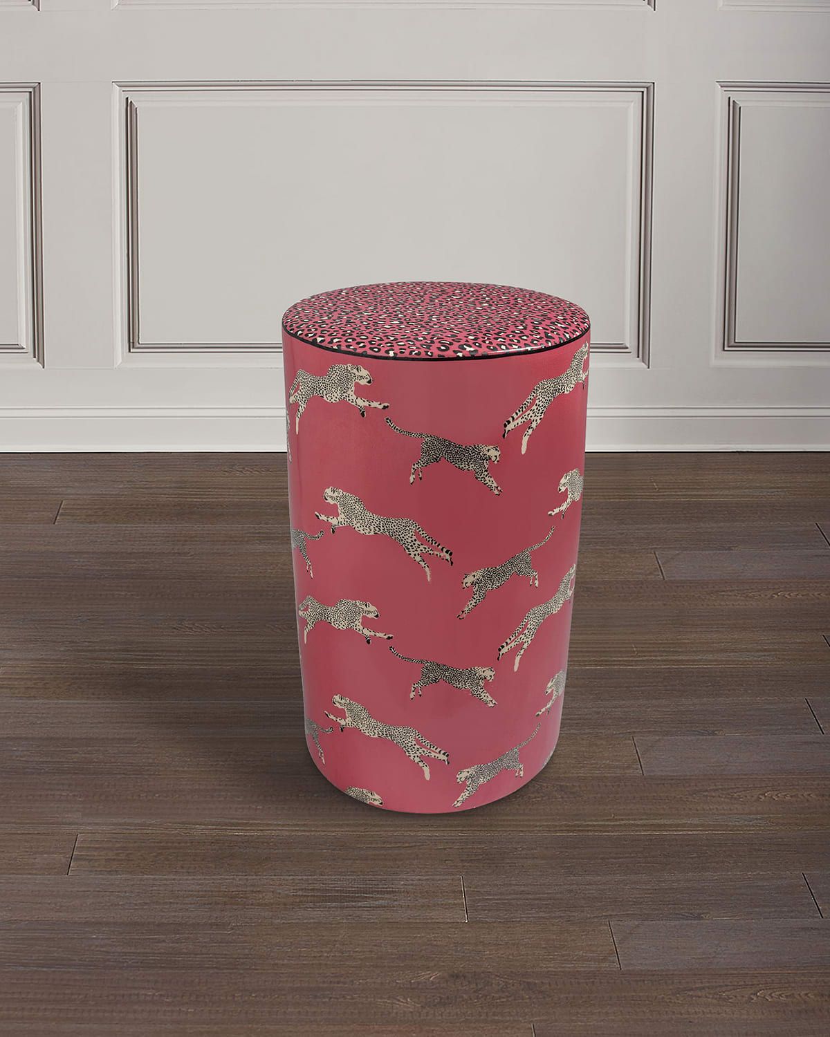 Leaping Cheetah 20" Garden Stool