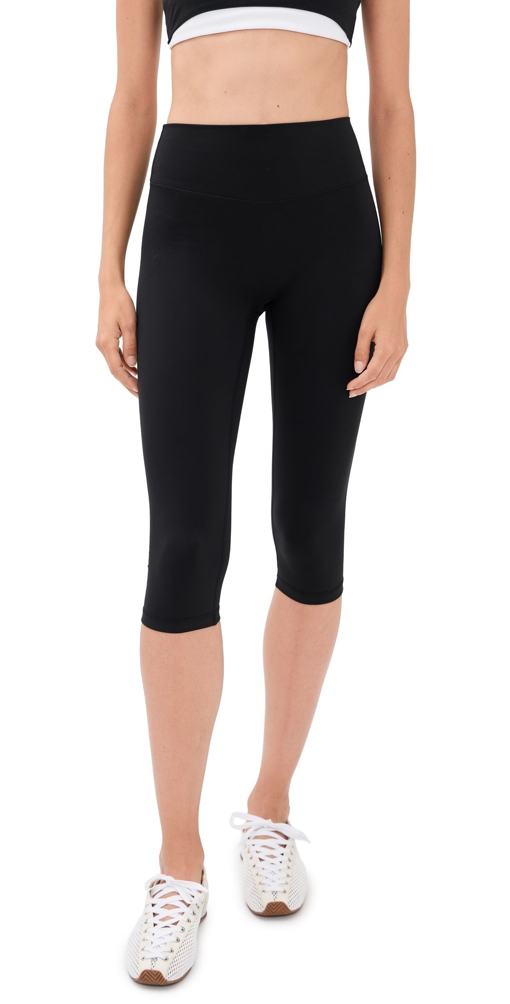 FORM FORM x Olivia Jade Capri Leggings Black M