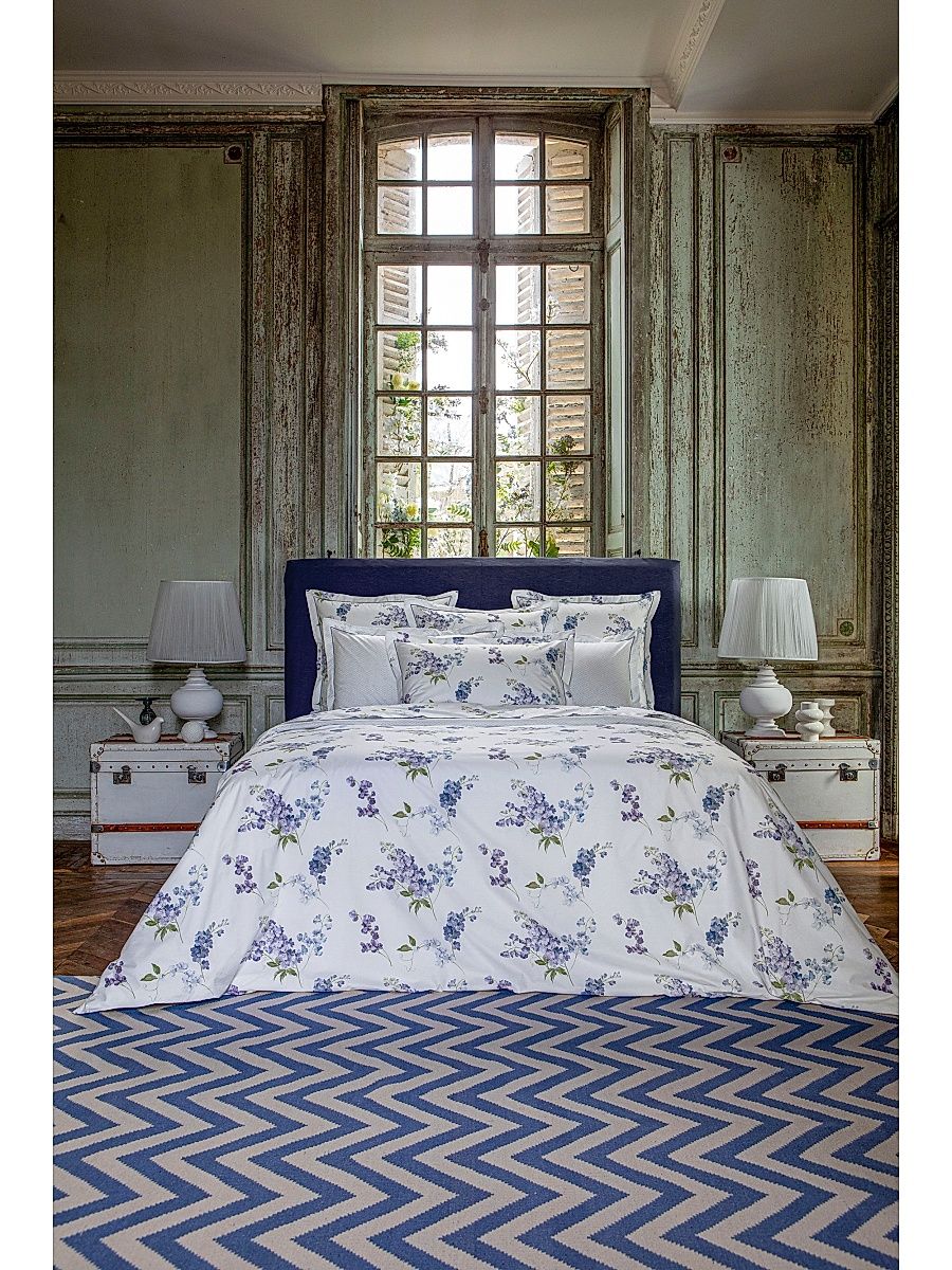 Charme Cotton Sheet & Pillowcase Collection - Blue On White - Size King