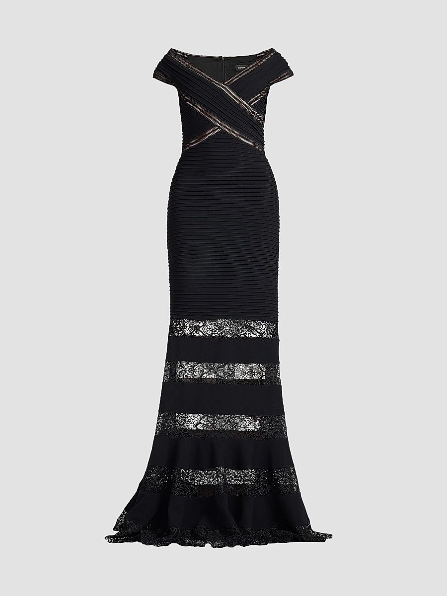 Women's Embroidered Lace Portrait Mermaid Gown - Black - Size XL