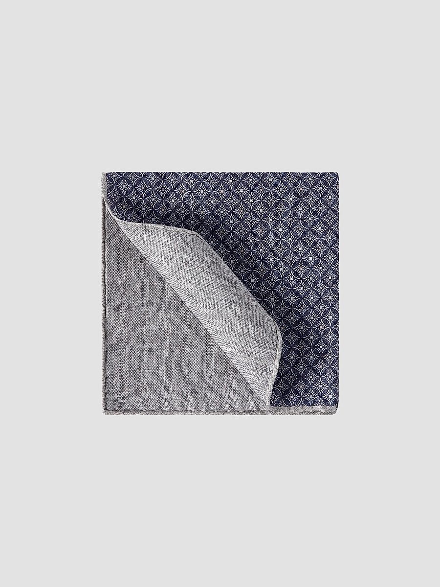 Men's Linen and Silk Pocket Square with Geometric Pattern - Navy Blue