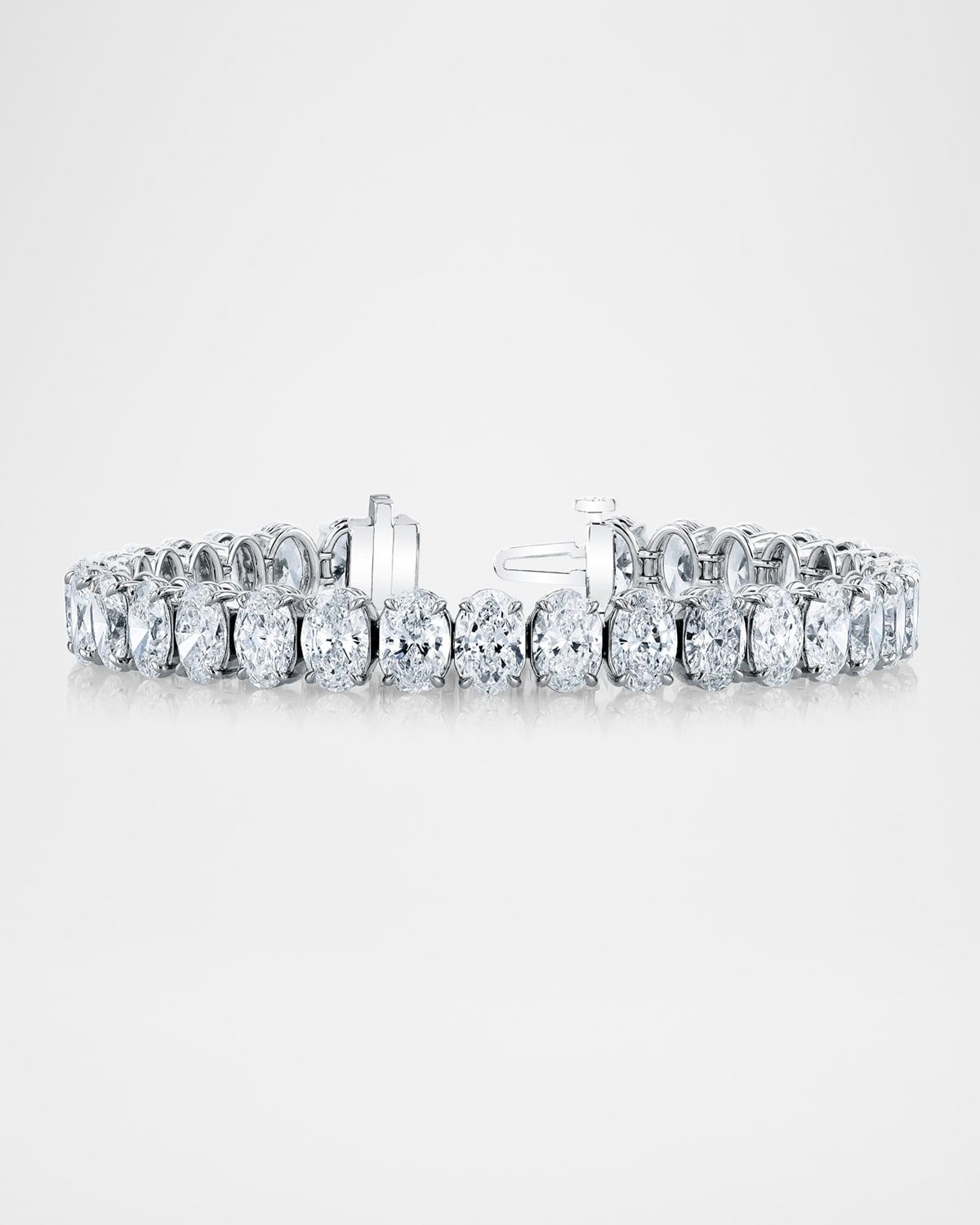 x Danielle Klein 18K Gold North-South Oval-Cut Diamond Bracelet, 7"L, 12.25tcw