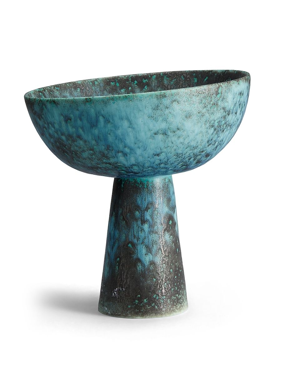 Atelier Terra Bowl On Stand - Stone - Size Small