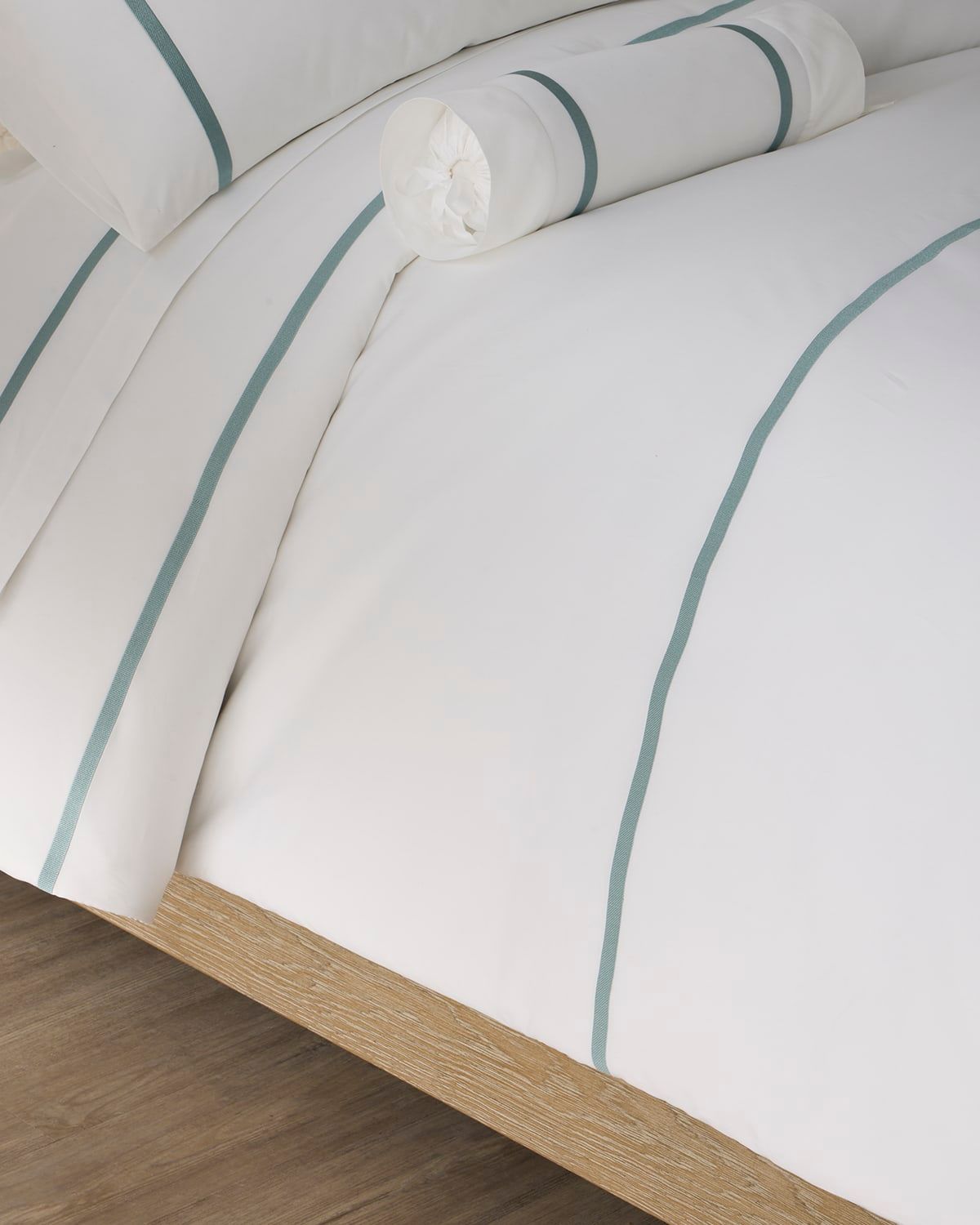 Ionia Queen Duvet Cover