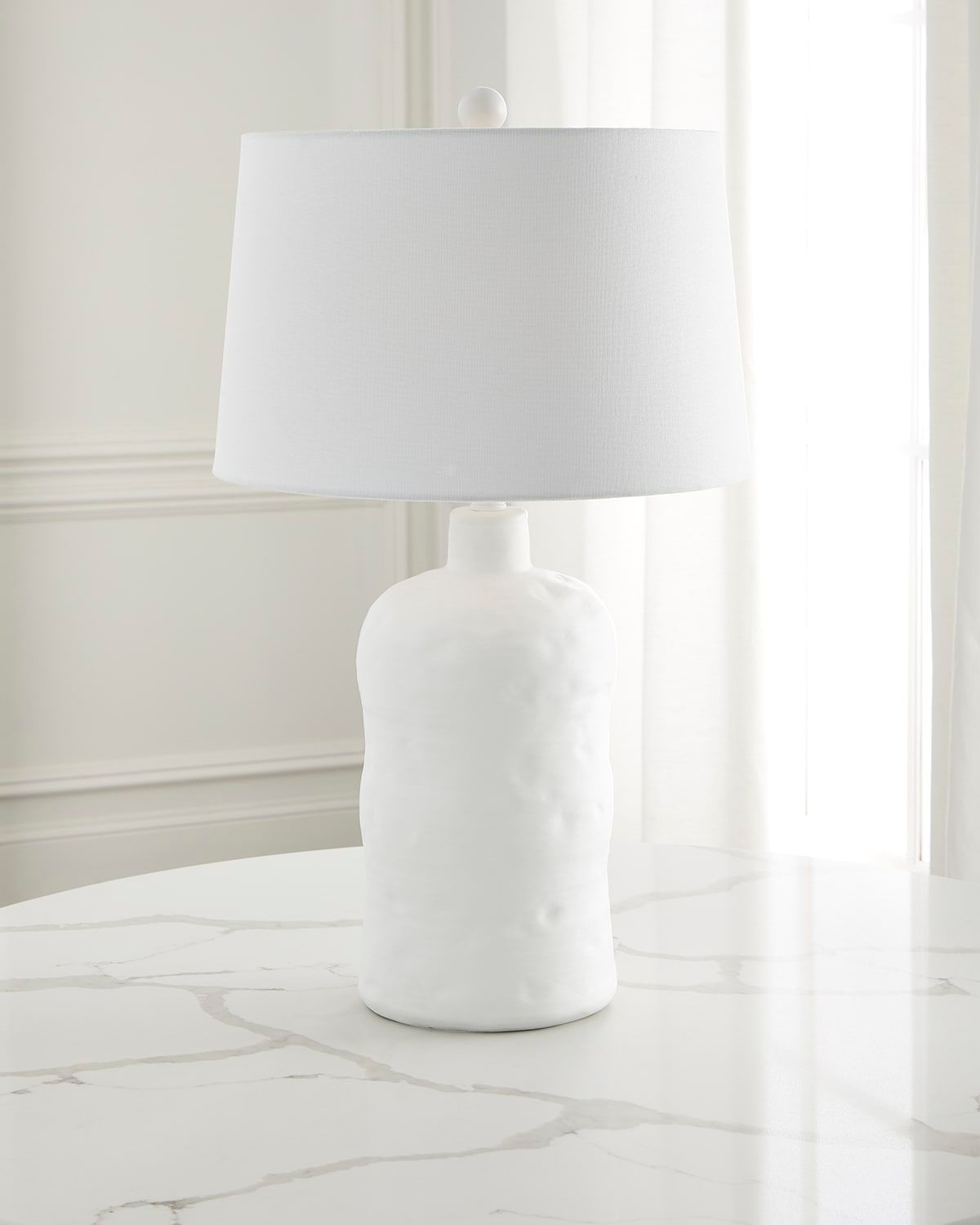Sloane Smooth White Lamp