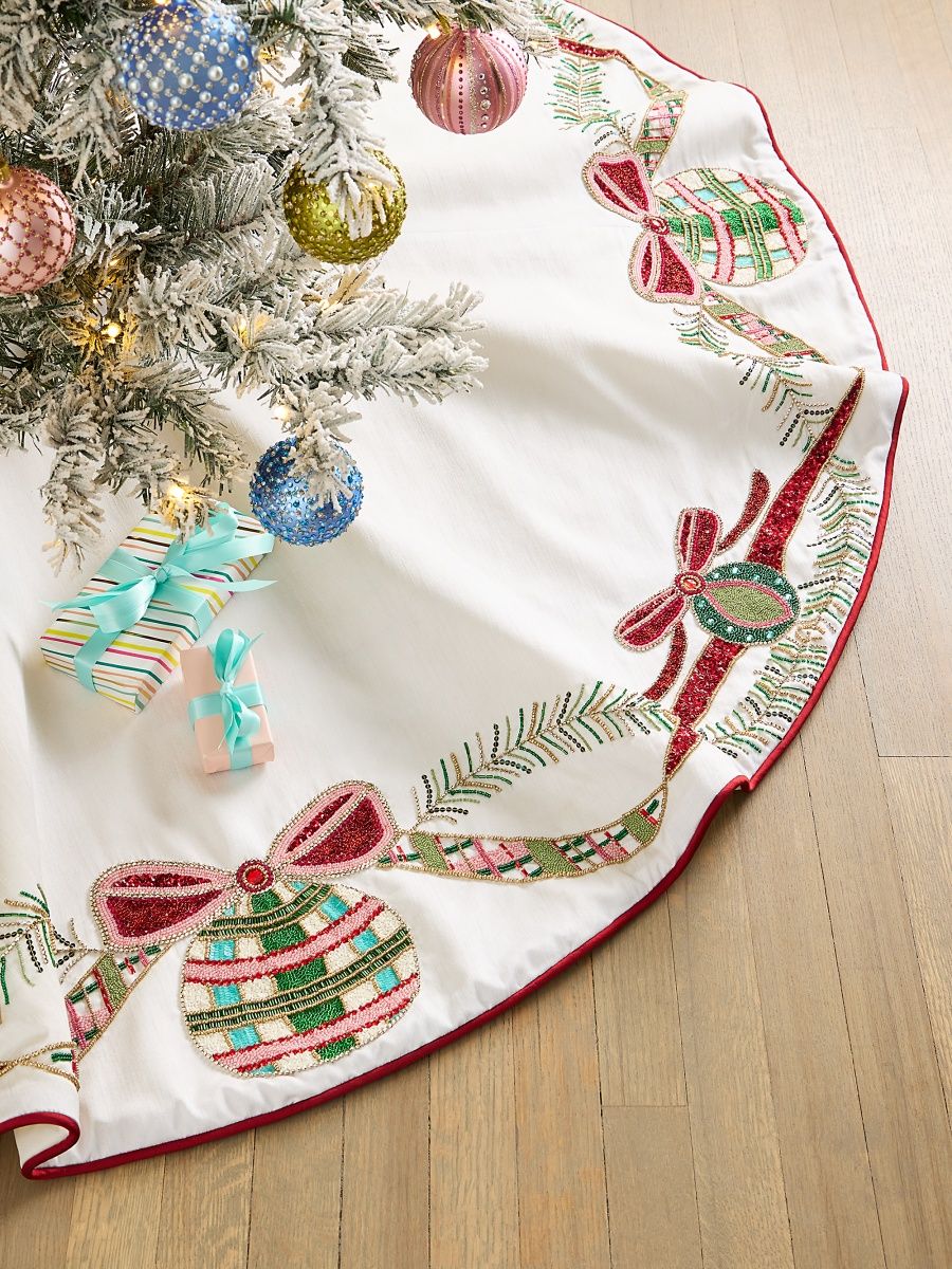 Kim Seybert Tartan Tidings 64" Beaded Tree Skirt
