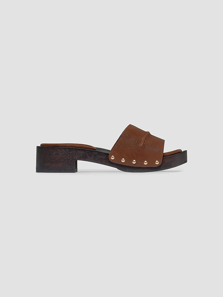 Bernardo 1946 Women's Blyde Low Heel Clog Sandals - Saddle - Size 11