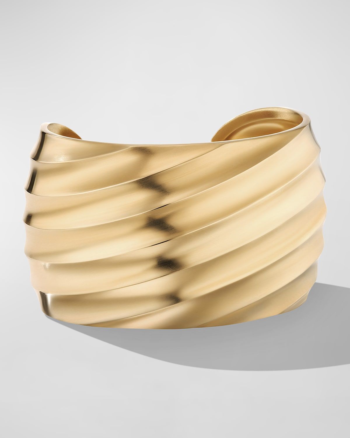 Cable Edge Cuff Bracelet in 18K Gold