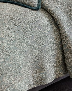 Lumina Queen Bed Cover