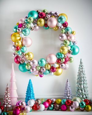 Merriment 30" Wreath