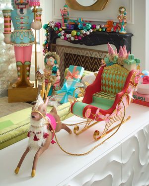 Parisian Sleigh and Reindeer Christmas Decor