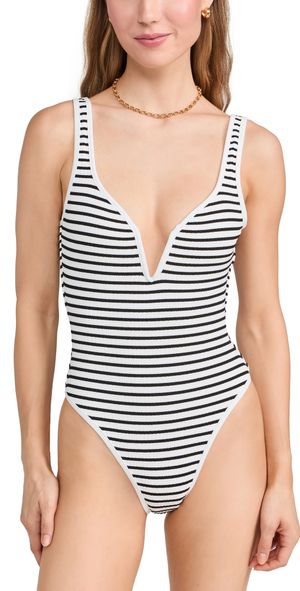 LSPACE Coco One Piece Classic Sailing Along Stripes L