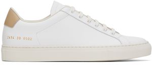 Common Projects Baskets rétro blanc et beige en cuir grainé
