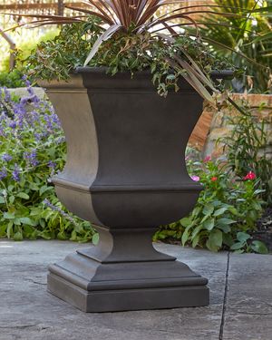 Alexandra 29" Outdoor Planter
