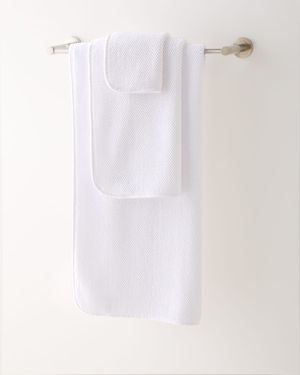 Pearls Hand Towel