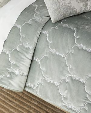 Montfort Metal Quilt, King