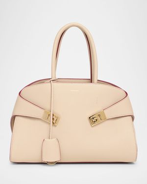 Medium Hug Handbag