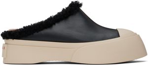 Marni Chaussures à enfiler de style sabot noires en cuir à garniture en peau retournée