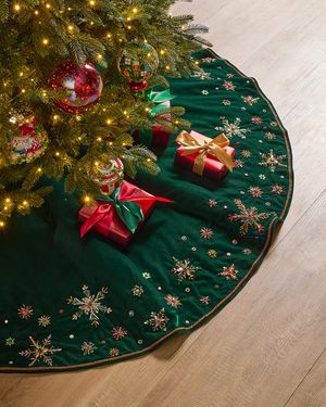 54" Classic Christmas Snowflake Tree Skirt