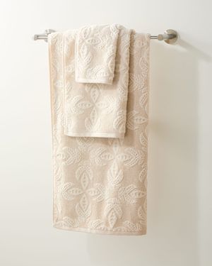 Dasati Bath Towel