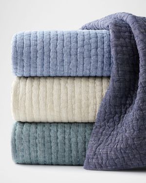 Vivada Coverlet, Queen