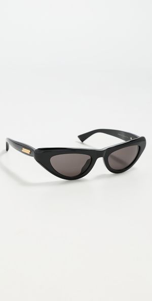 Bottega Veneta Curvy Sunglasses Black-Black-Grey One Size