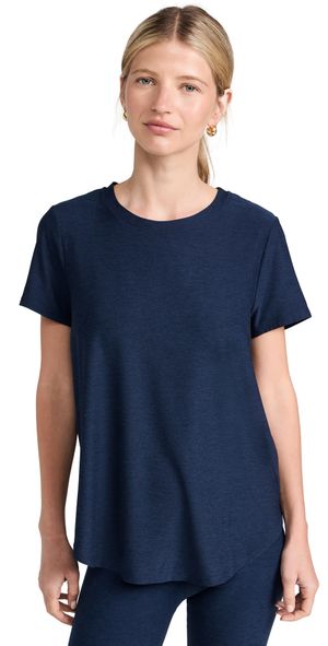 Beyond Yoga Featherweight On The Down Low Tee Nocturnal Navy M