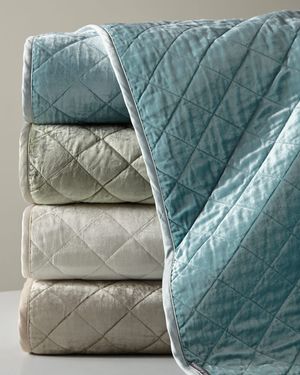 Chloe Velvet Coverlet, King