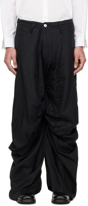 FUMITO GANRYU Pantalon drapé noir en lin