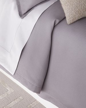 Perrio Matelasse Full/Queen Coverlet