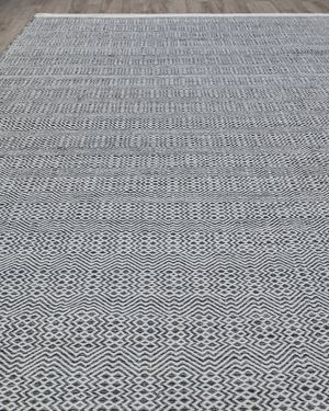 Naomi Indoor/Outdoor Flat-Weave Rug, 6' x 9'