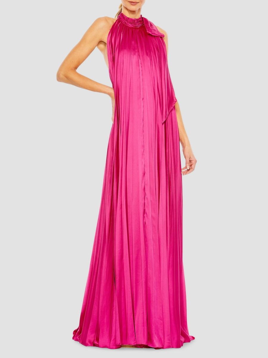 Mac Duggal Women's Pleated Trapeze Halterneck Gown - Pink - Size 4