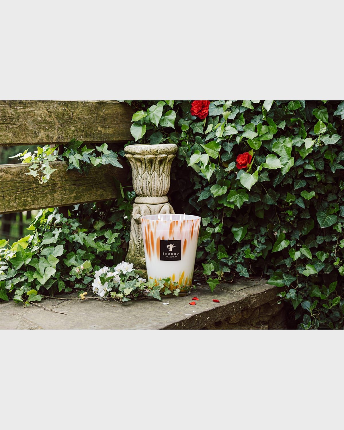 Max 16 Eden Garden Scented Candle