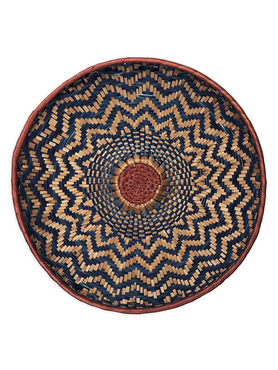 Entre Rios Tuamoto Charger Plates - Navy Blue
