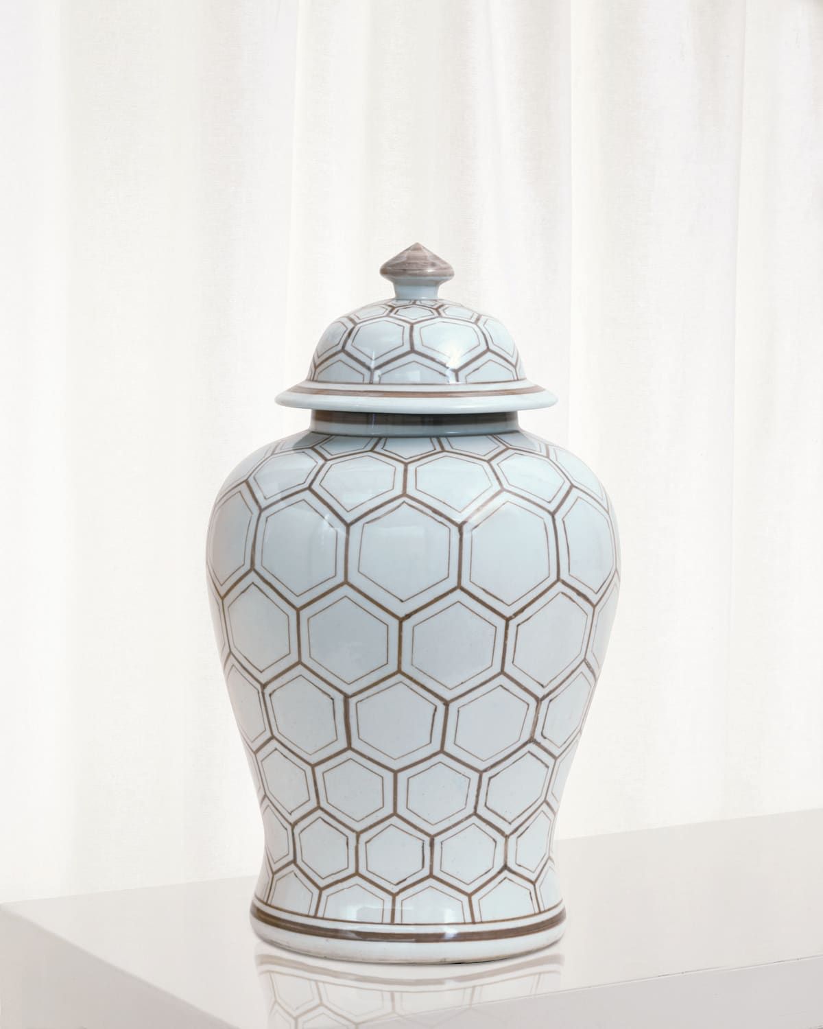 Kenilworth Jar, Brown