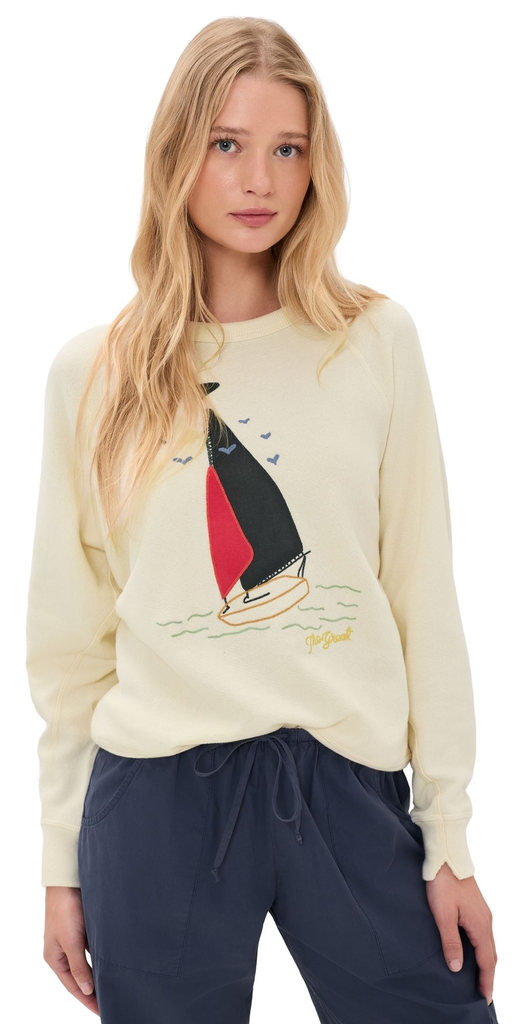THE GREAT. The College Sailboat Sweatshirt Washed White 2