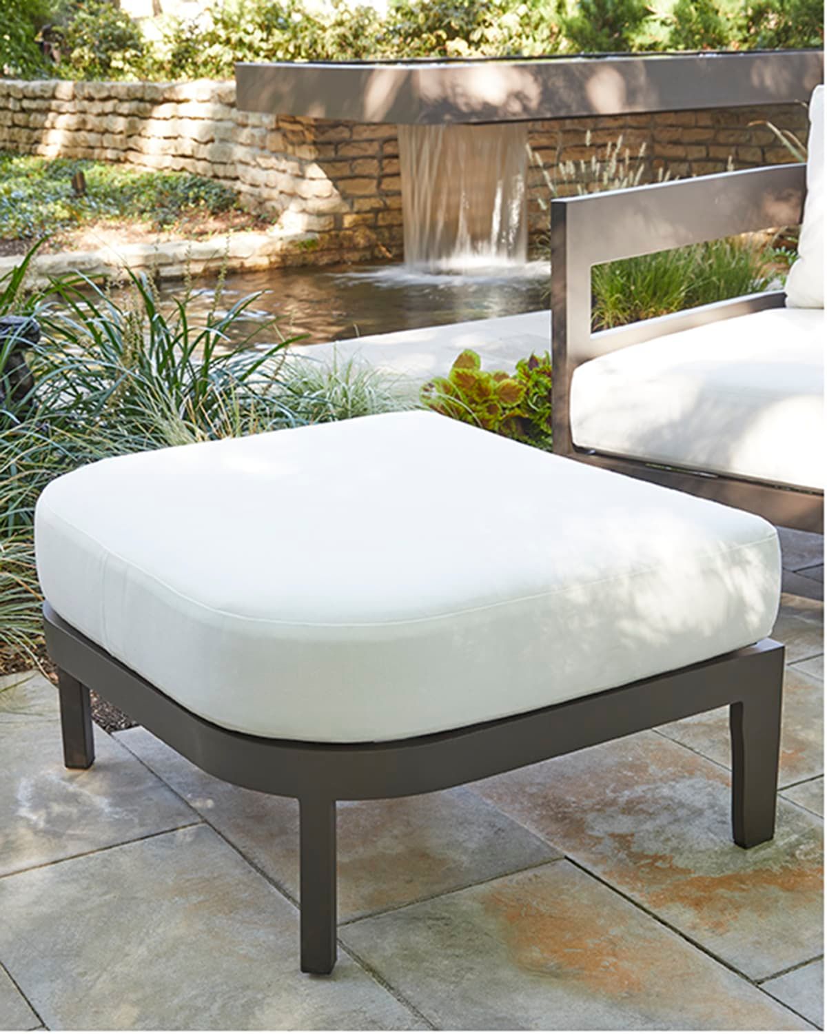 Capri Ottoman