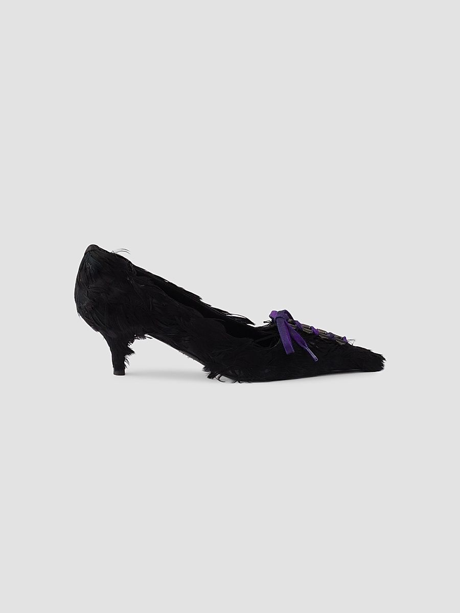 Women's Feather Embellished Satin Pumps - Black - Size 6.5