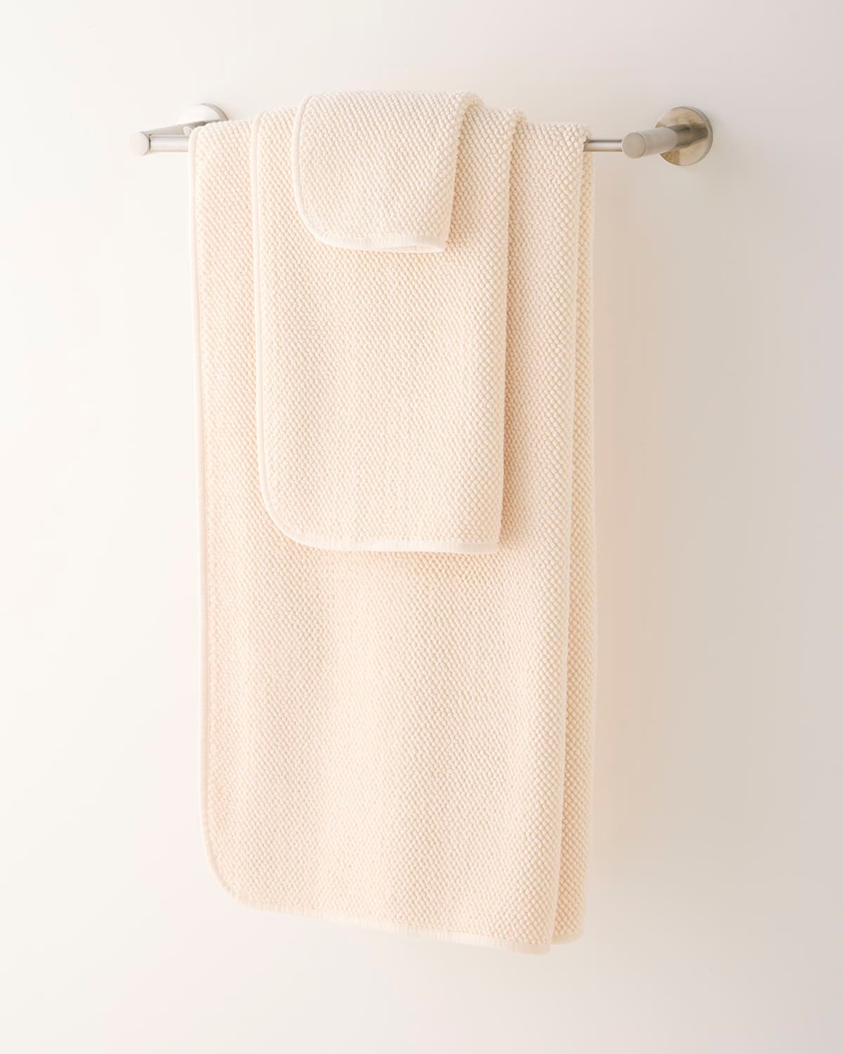 Pearls Hand Towel