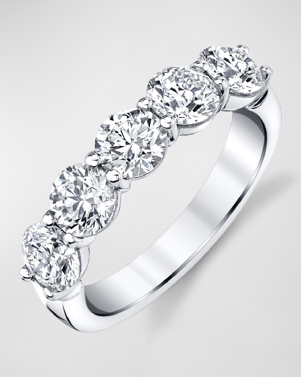 18K White Gold 5 Stone Band with Round Cut Diamonds, 2.00ct