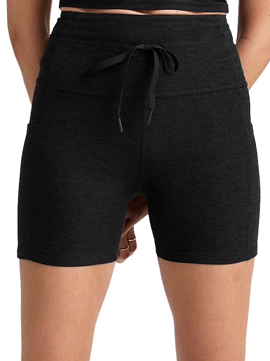 Women's Spacedye Go Pocket 5'' Shorts - Darkest Night - Size Small